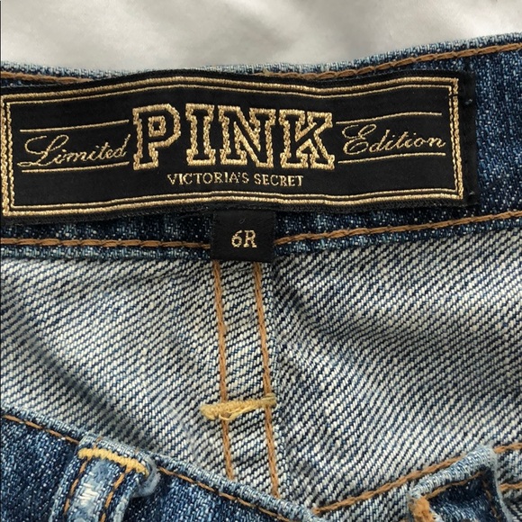 Pink by Victoria’s Secret Capri jeans - Picture 3 of 3